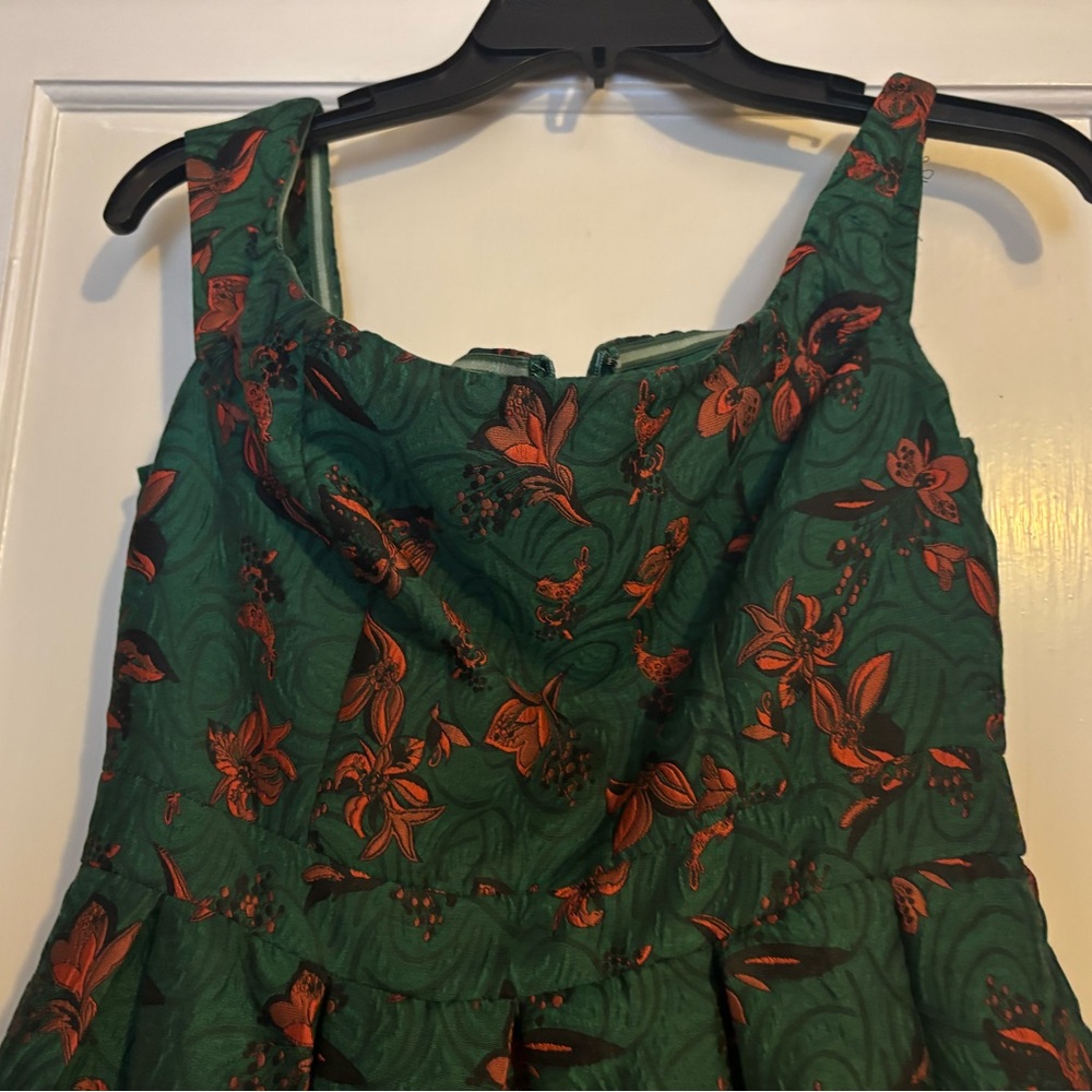 Floral Green and Red Brocade Dress - Picture 4 of 9